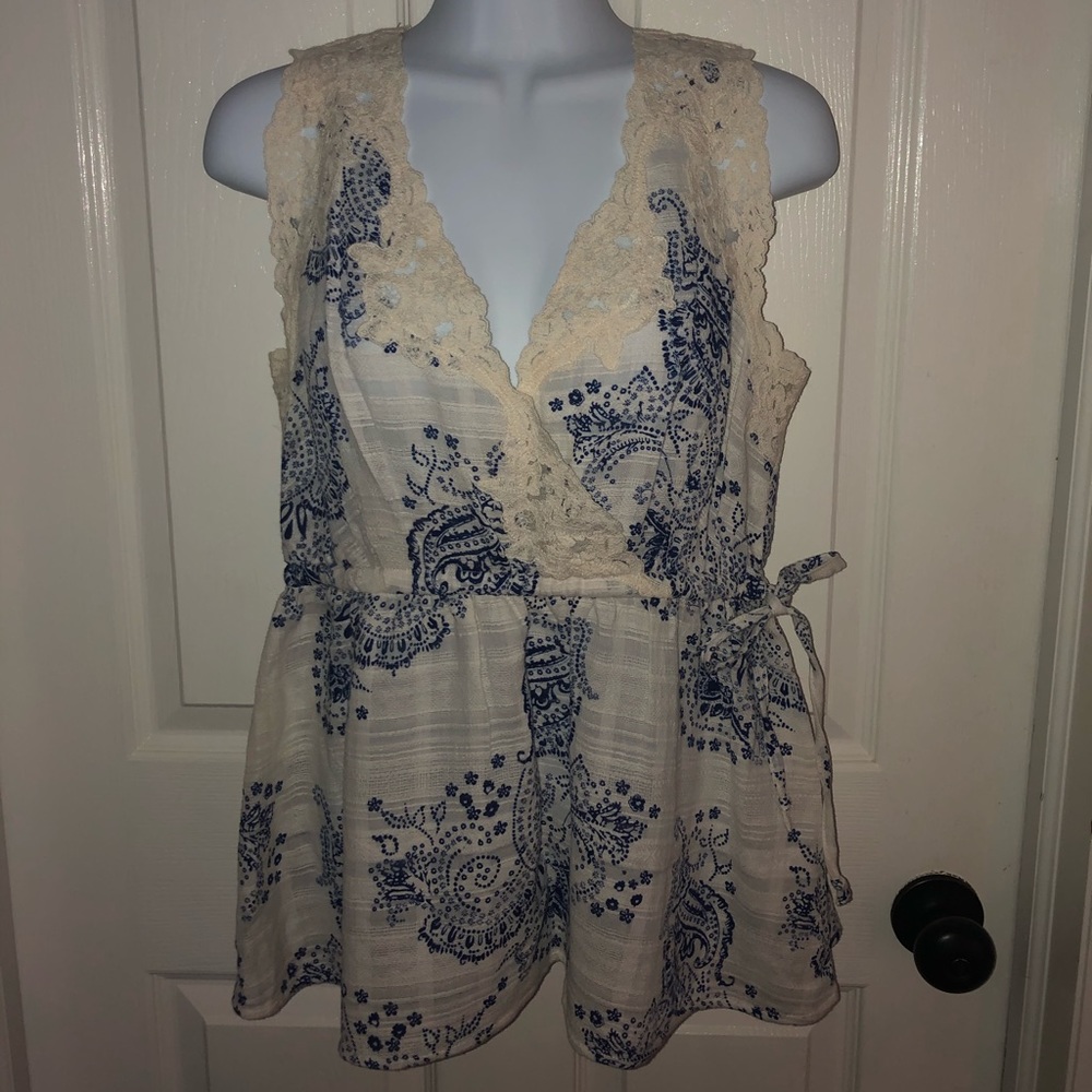 CAbi Veranda lace trim Wrap top style 5223 size S